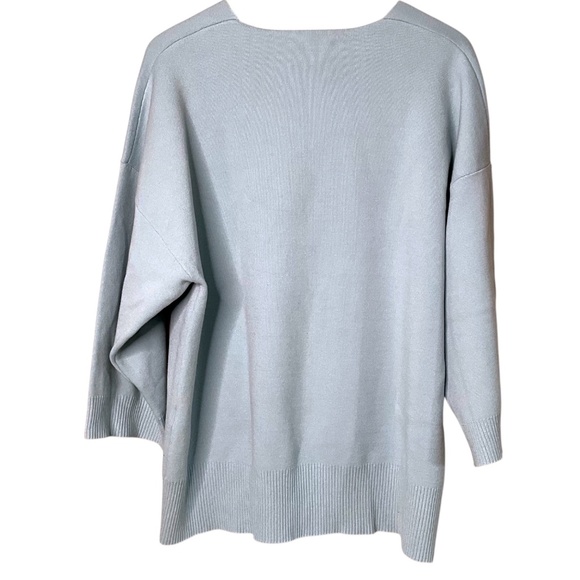 ARITZIA Wilfred Free LENZING™ ECOVERO TM Wide Sleeve Oversize V- Neck Sweater M - Picture 4 of 9